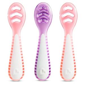 lot 12334 image: Munchkin� Gentle Dip Baby Spoons for Self Feeding and Baby Led Weaning, 3 Pack, PinkPurple
