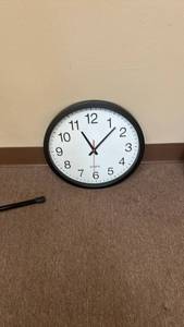 lot 11621 image: Black Frame Quartz Wall Clock
