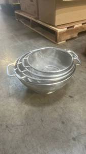 lot 15026 image: Stainless Steel Mesh Strainer Colander Set of 4