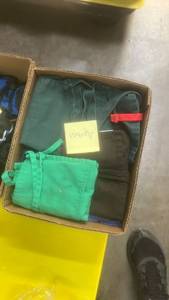 lot 15087 image: Box of Aprons