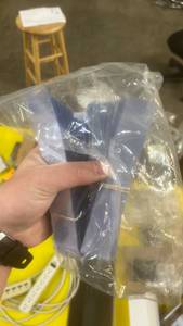 lot 15096 image: Box of Plastic Strips