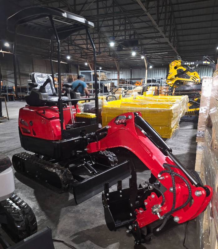 lot 5301 image: Unused SDLANCH ME20 - YANMAR 3TNV74F Mini Excavator - Pilot Control, Hydraulic Thumb Clamp, Side Swing, Auxiliary Hydraulics, Widened Chassis, DozerBackfill Blade, Canopy