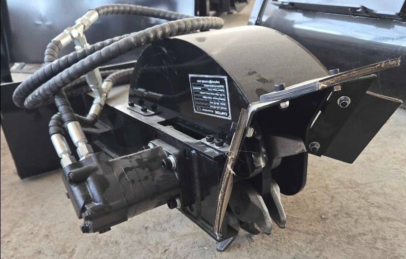 lot 8050 image: Unused MINI Stump Grinder  CK-SZYMJ Mini Skid Steer Loader Attachment