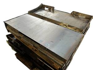 lot 3276 image: Unused LandHonor Skid Steer Universal Adapter Plate 14 UAP-16-45W - 12 inch Thick Back & Mount Plates