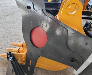 lot 8294 image: Unused Portable Steel Coyote Shooting Target with Red Vitals Bullseye - NB550 Bulletproof Steel