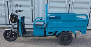 lot 5034 image: Blue - IRET13 High-End Electric Tricycle 800W 60V20A - Dump Bed - Speed Regulating & Boosting Device to Ensure Strong Output Power - Very Powerful - LCD Panel - LED Headlights