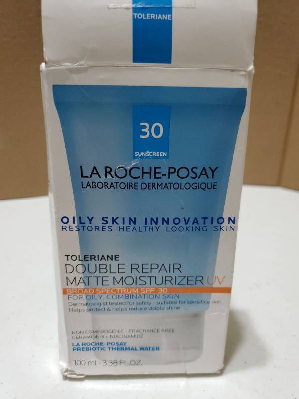 lot 57410 image: La Roche-Posay Toleriane Double Repair Matte Moisturizer UV SPF 30 - Retail $18