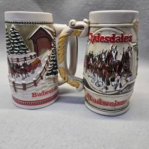 lot 442 image: Budweiser Clydesdales Holiday Beer Steins Set