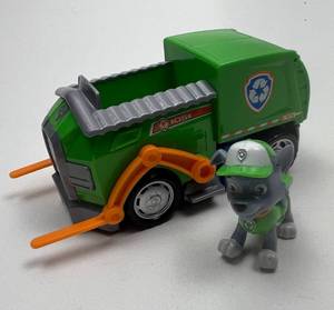 lot 118 image: Paw Patrol Rocky Recycling Truck with Figure