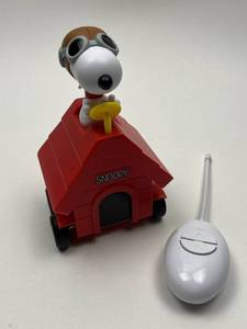 lot 166 image: Snoopy Flying Ace Remote Control Dog House Toy