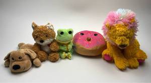 lot 188 image: Mixed Plush Toy Collection Bundle
