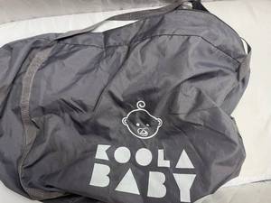 lot 208 image: Koola Baby Bedside Sleeper Bassinet with Carrying Bag