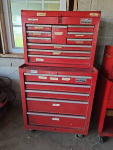 lot 26 image: Craftsman 2-Piece Tool Chest and Rolling Cabinet Set- No Key