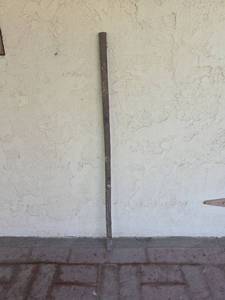 lot 38 image: 38in Heavy Duty Steel Pry Bar