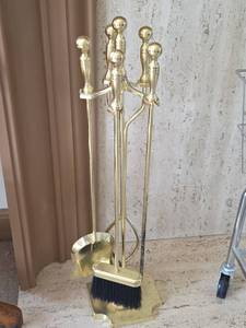 lot 116 image: Brass Fireplace Tool Set with Stand