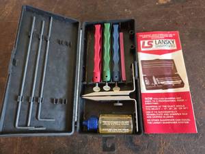 lot 143 image: Lansky Deluxe Knife Sharpening System