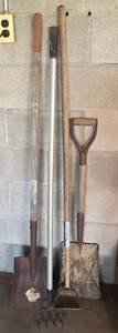 lot 178 image: Garden Tools