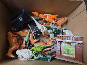 lot 219 image: Mixed Mega Blocks
