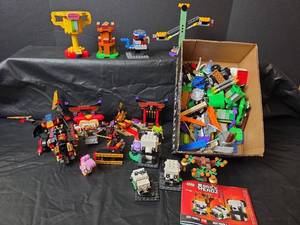 lot 222 image: Mixed LEGO Building Set Collection with Ninjago and BrickHeadz