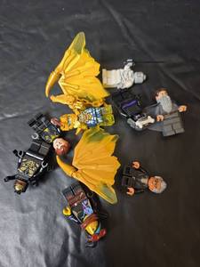 lot 234 image: LEGO Lord of the Rings Fantasy Minifigures with Golden Dragon