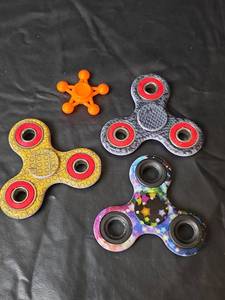 lot 244 image: Mixed Fidget Spinners