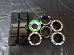 lot 247 image: Fidget Toys