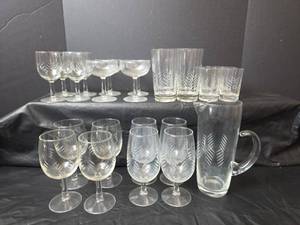 lot 278 image: 4 pc Setting Crystal Cut Glassware Set with Pitcher