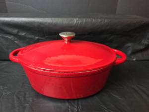 lot 284 image: Red Enameled Cast Iron Dutch Oven with Lid