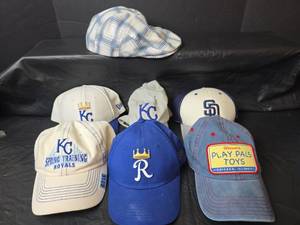 lot 336 image: Baseball Caps Collection with Kansas City Royals and San Diego Padres