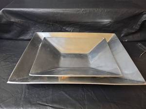 lot 344 image: Metal Decorative Bowl Set