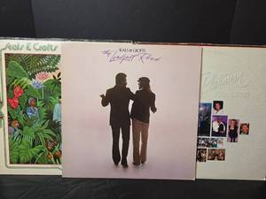 lot 363 image: Classic Vinyl Record Album Collection - 70s 80s Pop Rock Soul