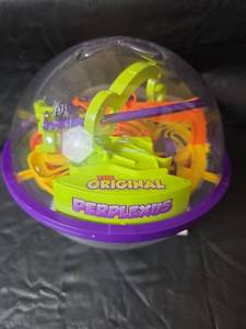 lot 419 image: Perplexus Original 3D Puzzle Ball Game
