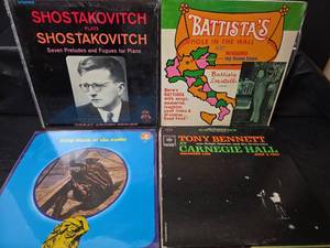 lot 434 image: Classical Music Vinyl Records Collection