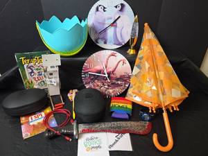 lot 503 image: Mixed Home Decor and Novelty Items
