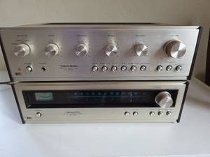 lot 540 image: Realistic SA-1000 Stereo Amplifier and TM-1000 AMFM Stereo Tuner Stack (Powers on)