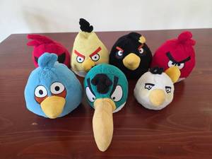 lot 541 image: Angry Birds Plush Toy Collection - Set of 7