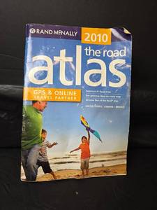 lot 562 image: Rand McNally 2010 The Road Atlas