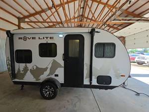 lot 7 image: TLRV Rove Lite Small Travel Trailer with Power Solera Awning