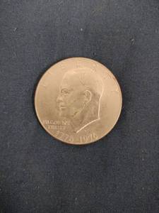 lot 60526 image: 1776-1976 United States Eisenhower Bicentennial Dollar