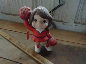 lot 1610 image: Cheerleader Figurine
