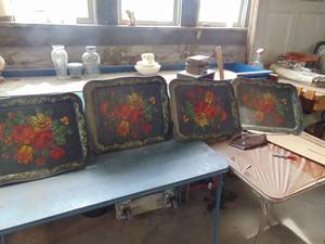 lot 1648 image: 4 Metal TV Trays - no stands - Needs cleaning