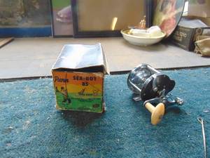 lot 1665 image: Penn Reel Box - not believed to be a Penn Reel