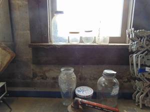 lot 1675 image: Selection of Vintage Jars and Duster