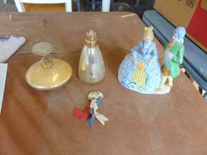 lot 1688 image: Perfume Bottles and Figurines