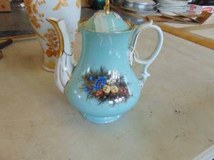 lot 1760 image: Ornate Tea Pot 