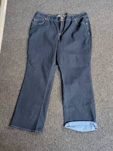 lot 124 image: Lane Bryant Straight Leg Jeans Size 28 Average