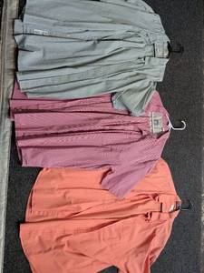 lot 167 image: Mens Cutter & Buck Button Down Dress Shirts Lot