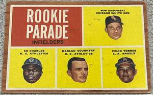 lot 126 image: 1962 Topps Baseball Card #595 - Rookie Parade Infielders