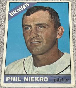 lot 165 image: 1966 Topps Baseball Card #28 - Phil Niekro