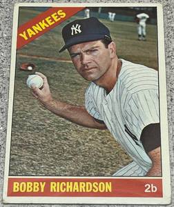 lot 174 image: 1966 Topps Baseball Card #490 - Bobby Richardson New York Yankees